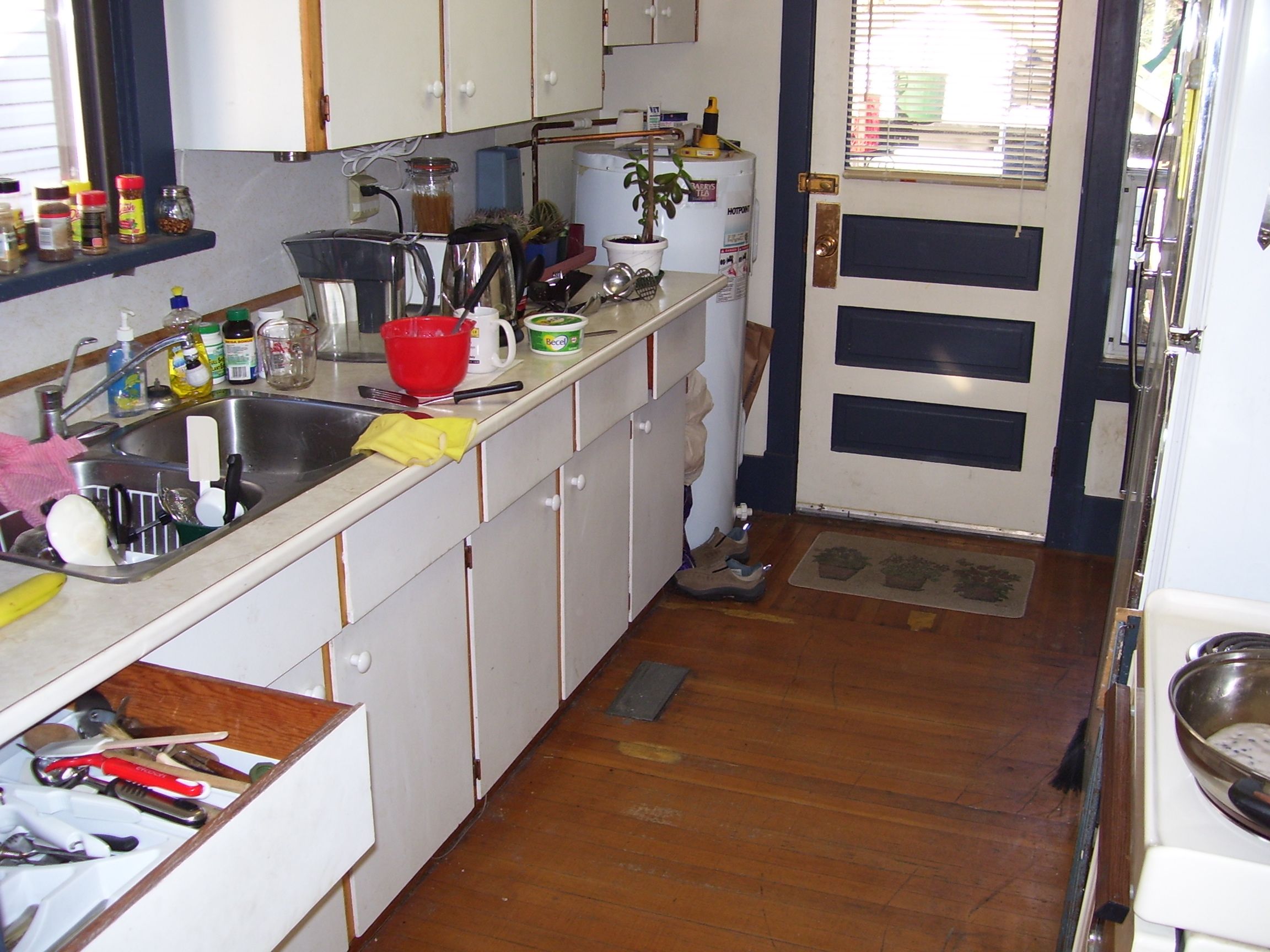 kitchen2_1764971330_6146.jpg